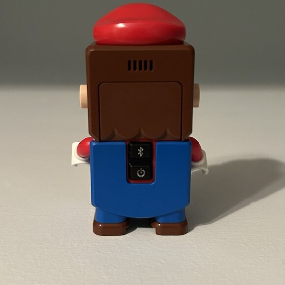 LEGO Super Mario: Interactive Mario - Picture 9 of 13